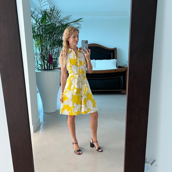 Fits Size 2+, Knee-length Backless Dress with Halter, Collar, POCKETS!! - DVF - Picture 1 of 2